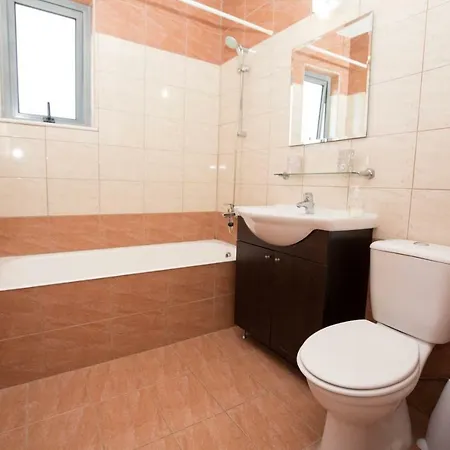 Sunflower - 2 Bed 别墅 *
